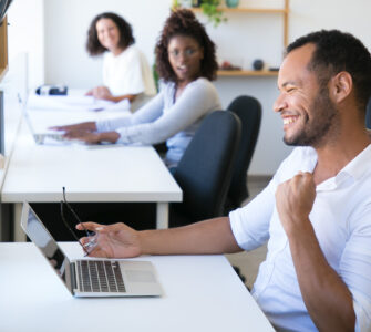 Beaux Espaces de coworking au cameroun